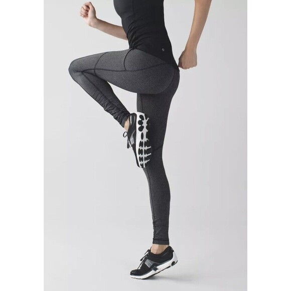 Lululemon Speed Tight IV Giant Herringbone Black Heathered Leggings Size 10 - Picture 1 of 9